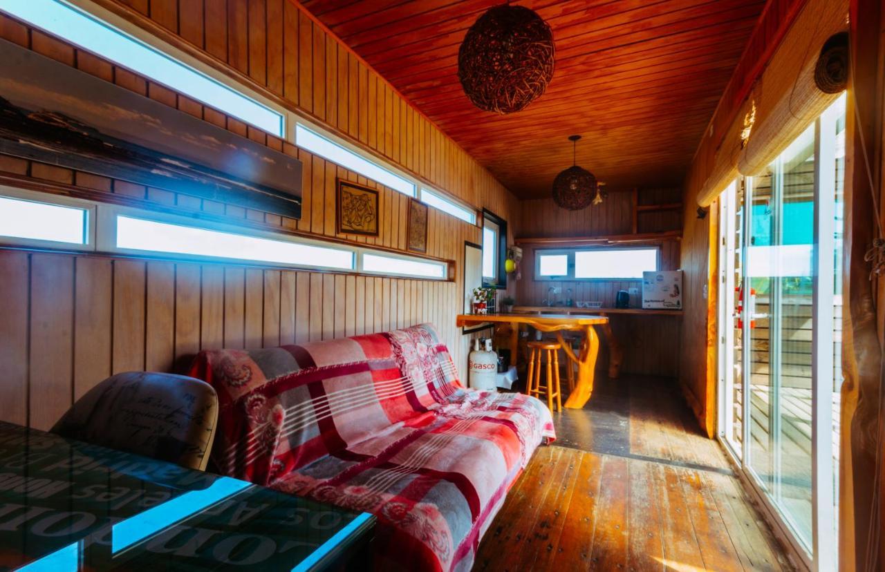 Sirena Insolente Hostel & Suites بتشيلمو المظهر الخارجي الصورة