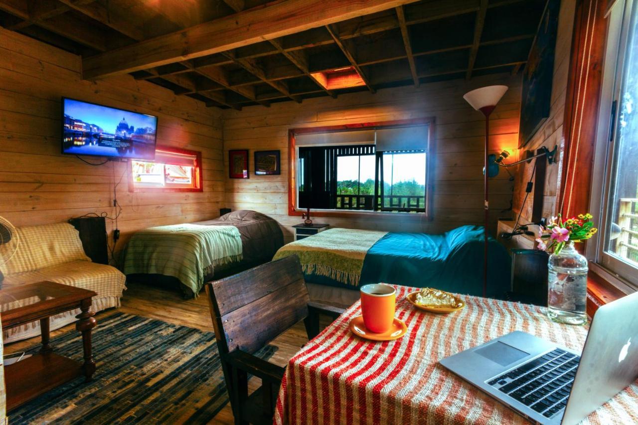 Sirena Insolente Hostel & Suites بتشيلمو المظهر الخارجي الصورة